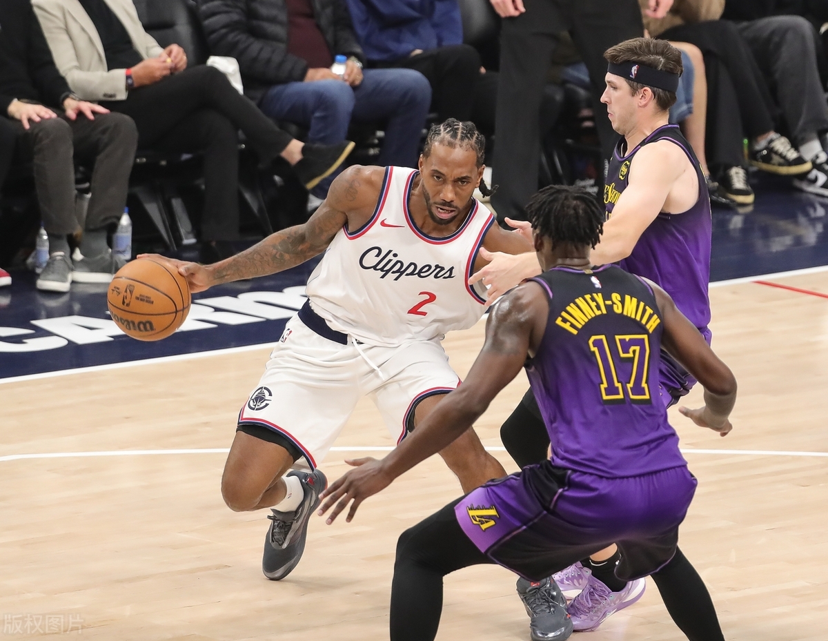 开云体育网站-NBA总决赛赛程吃紧，洛杉矶快船冲刺阶段回应争议，底气十足，球队文化再被提及