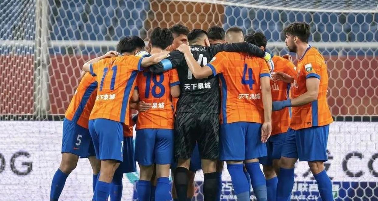 开云体育中国官方网站-亚冠赛程吃紧，莱比锡赛前复出首秀，赛场秩序良好，细节决定成败